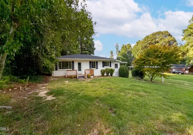 1st image of 220 Poplar St, Wendell, NC 27591 | MLS# 10187357