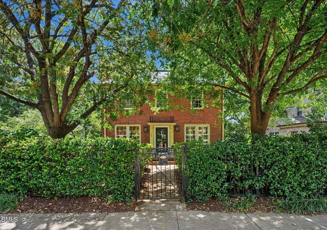 1st image of 1001 W Peace St, Raleigh, NC 27605 | MLS# 10187551