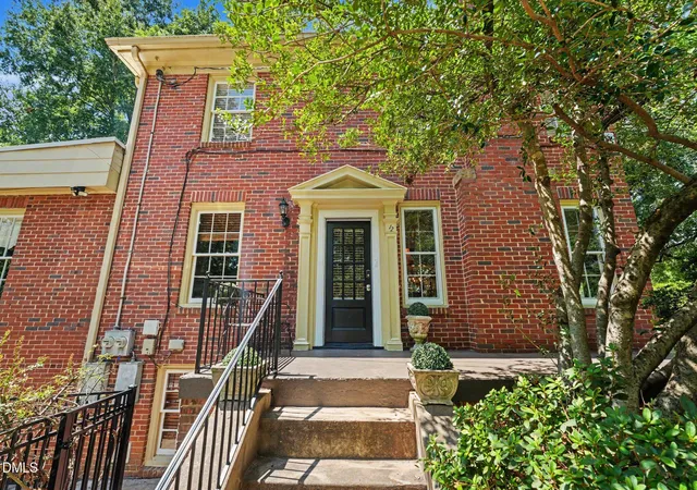 2nd image of 1001 W Peace St, Raleigh, NC 27605 | MLS# 10187551