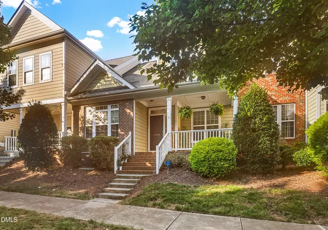 2nd image of 1104 Palace Garden Wy, Raleigh, NC 27603 | MLS# 10187703