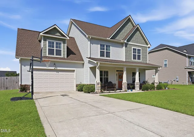 Photo 4 of Single family home for sale at 285 N Prince Henry Wy, Cameron, NC 28326 | MLS# 10188806 | Listing updated on 2026-08-31