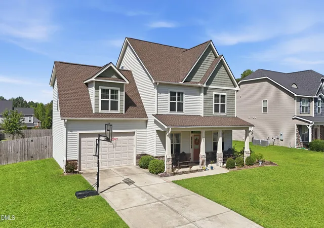 Photo 5 of Single family home for sale at 285 N Prince Henry Wy, Cameron, NC 28326 | MLS# 10188806 | Listing updated on 2026-08-31