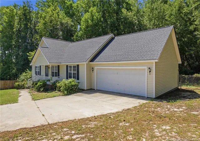 Photo 2 of Single family home for sale at 30 Weymouth Cir, Cameron, NC 28326 | MLS# 768022 | Listing updated on 2026-08-19