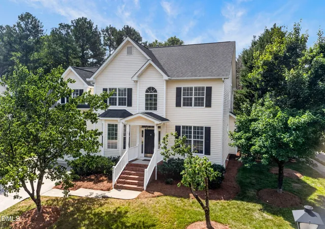 1st image of 802 Fanning Wy, Durham, NC 27704 | MLS# 10188080