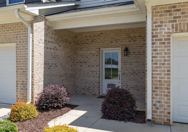 Photo 4 of Townhouse for sale at 2325 Tribek Ct, Burlington, NC 27215 | MLS# 10187482 | Listing updated on 2026-09-14