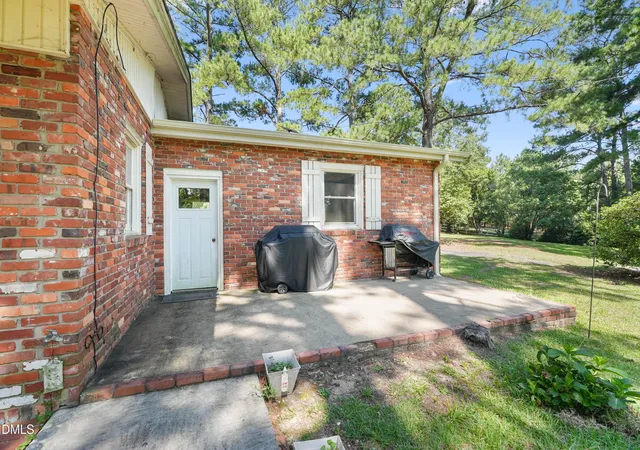 5th image of 2292 Fairground Rd, Coats, NC 27521 | MLS# 10187446