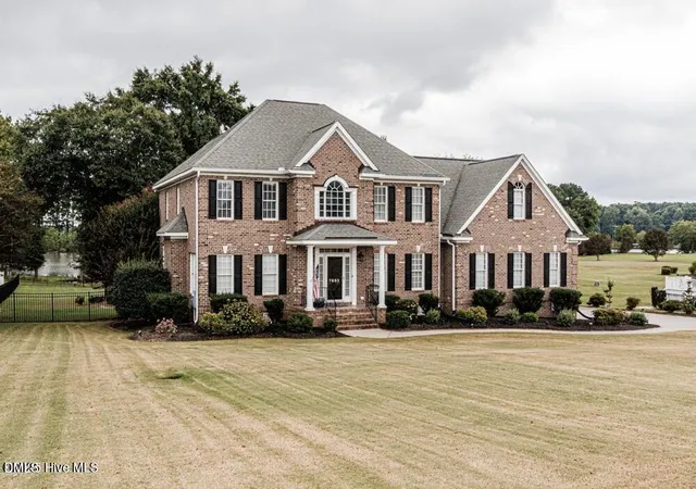 Photo 3 of Single family home for sale at 7693 Briar Crk Rd, Rocky Mount, NC 27803 | MLS# 10187423 | Listing updated on 2026-08-20