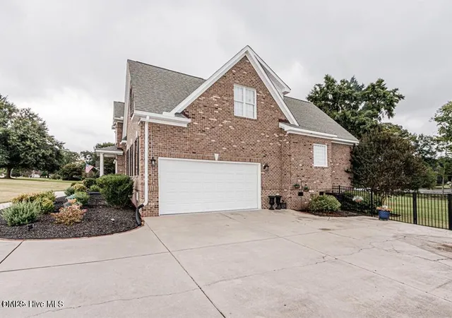 Photo 3 of Single family home for sale at 7693 Briar Crk Rd, Rocky Mount, NC 27803 | MLS# 10187423 | Listing updated on 2026-08-20