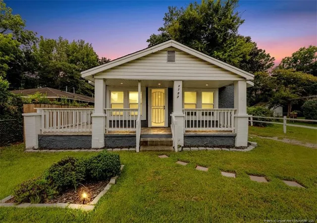 2nd image of 1707 Murchison Rd, Fayetteville, NC 28301 | MLS# 768034