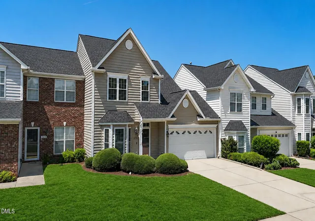 Photo 2 of Sale Pending at 10734 Edmundson Ave, Raleigh, NC 27614 | MLS# 10187827 | Listing updated on 2026-08-29