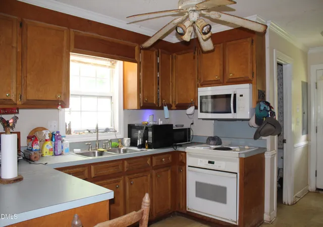 Photo 4 of Single family home for sale at 803 Brickyard Ct, Greenville, NC 27858 | MLS# 10187495 | Listing updated on 2026-10-05