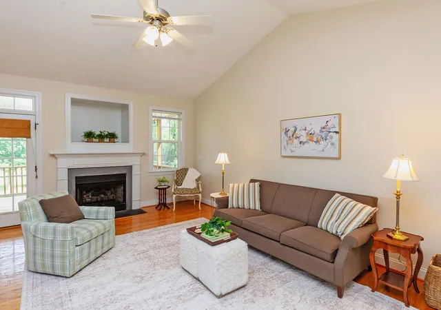 4th image of 75 Glen Oaks Dr, Youngsville, NC 27596 | MLS# 10187509