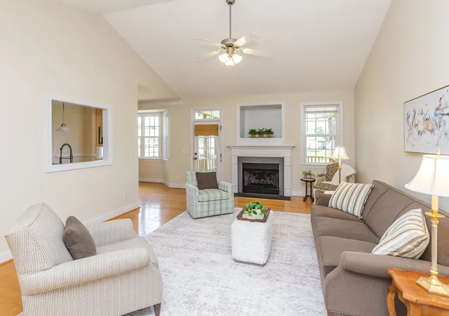 5th image of 75 Glen Oaks Dr, Youngsville, NC 27596 | MLS# 10187509
