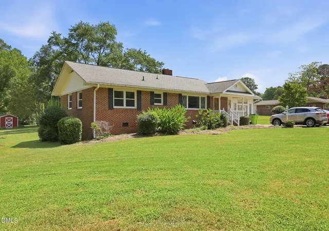 2nd image of 315 Robbins Rd, Durham, NC 27703 | MLS# 10187533