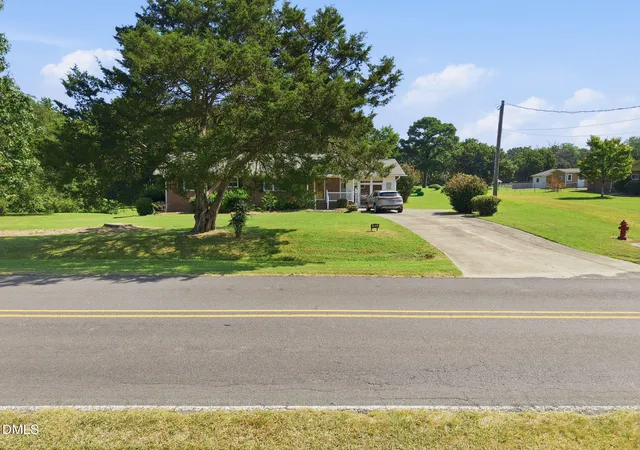 3rd image of 315 Robbins Rd, Durham, NC 27703 | MLS# 10187533