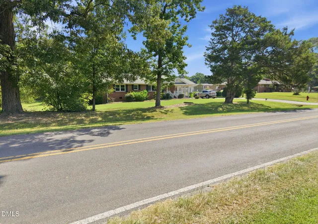 4th image of 315 Robbins Rd, Durham, NC 27703 | MLS# 10187533
