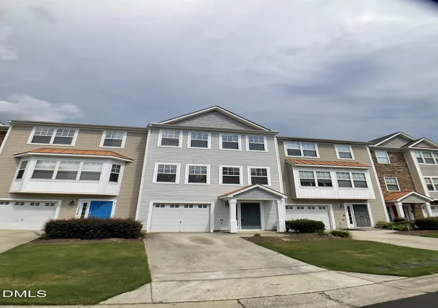 1st image of 1504 Haywards Heath Ln, Apex, NC 27502 | MLS# 10187955
