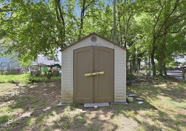 20th image of 803 Tucker St, Burlington, NC 27215 | MLS# 10187829