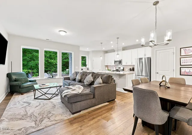 4th image of 272 Deardom Wy, Chapel Hill, NC 27516 | MLS# 10187588