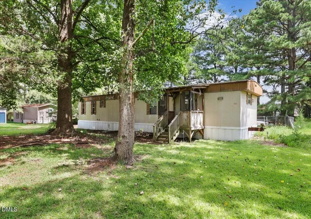 5th image of 512 Live Oak Church Rd, Selma, NC 27576 | MLS# 10188153