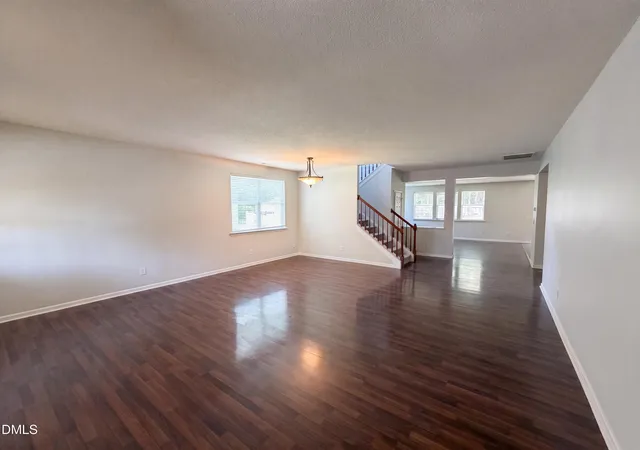 4th image of 506 Hillview Dr, Durham, NC 27703 | MLS# 10187606