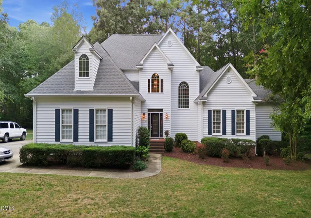 Photo 1 of Single family home for sale at 3733 Country Club Rd, Zebulon, NC 27597 | MLS# 10188043 | Listing updated on 2026-08-27