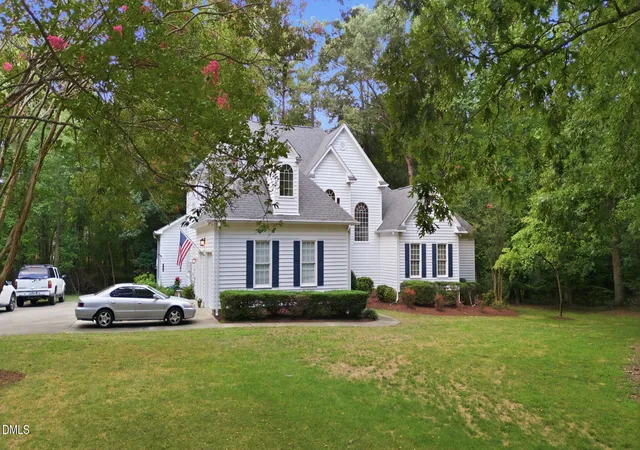 Photo 3 of Single family home for sale at 3733 Country Club Rd, Zebulon, NC 27597 | MLS# 10188043 | Listing updated on 2026-08-27
