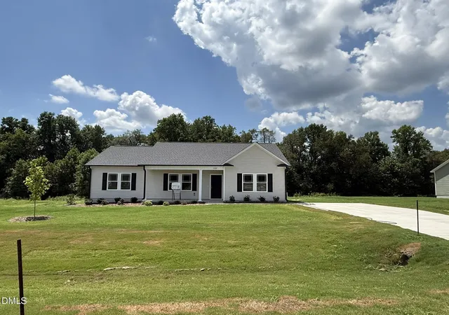 Photo 2 of Single family home for sale at 438 Barbour's Pl Dr, Four Oaks, NC 27524 | MLS# 10188303 | Listing updated on 2026-09-17