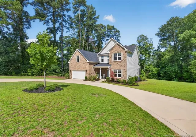 2nd image of 2421 Amigo Dr, Fayetteville, NC 28305 | MLS# 768058