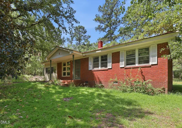 2nd image of 120 Zollie Ln, Cameron, NC 28326 | MLS# 10188169