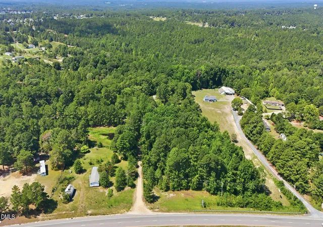 Photo 3 of Single family home for sale at 120 Zollie Ln, Cameron, NC 28326 | MLS# 10188169 | Listing updated on 2026-09-30
