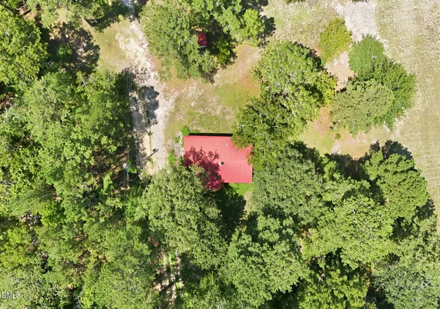 Photo 4 of Single family home for sale at 120 Zollie Ln, Cameron, NC 28326 | MLS# 10188169 | Listing updated on 2026-09-30