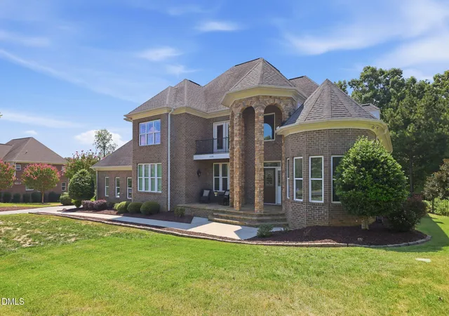Photo 3 of Single family home for sale at 120 Rolling Meadows Ln S, Chapel Hill, NC 27517 | MLS# 10189117 | Listing updated on 2026-09-17