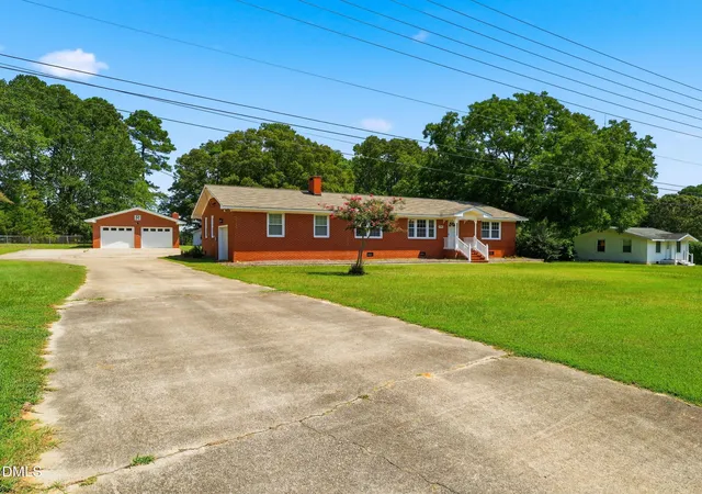 Photo 3 of Single family home for sale at 8701, 8705 White Oak Rd, Garner, NC 27529 | MLS# 10188167 | Listing updated on 2026-08-24
