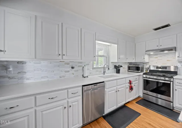 Photo 3 of Single family home for sale at 221 E Winston St, Youngsville, NC 27596 | MLS# 10187849 | Listing updated on 2026-09-21