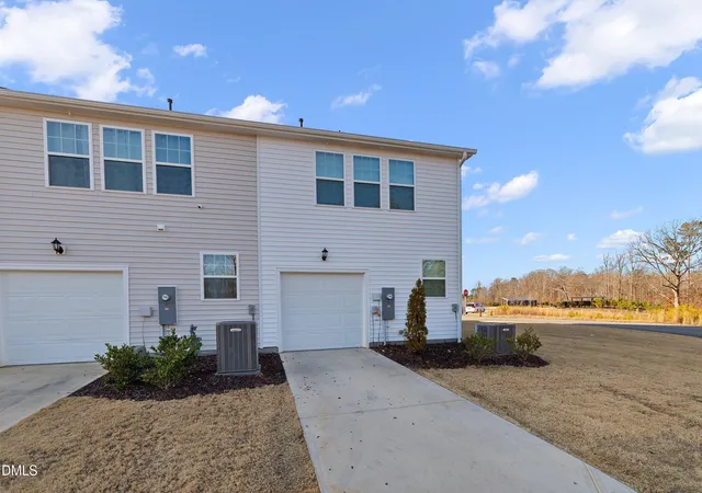 Photo 2 of Townhouse for sale at 389 Channel Drop Dr, Clayton, NC 27520 | MLS# 10187709 | Listing updated on 2026-10-06