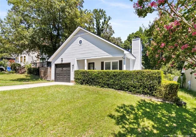 Photo 3 of Sale Pending at 512 Andover Rd, Fayetteville, NC 28311 | MLS# 767900 | Listing updated on 2026-08-25