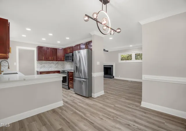 Photo 3 of Single family home for sale at 2519 Mirror Lake Dr, Fayetteville, NC 28303 | MLS# 10187792 | Listing updated on 2026-08-21