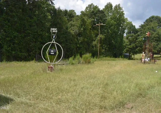 2nd image of 1212 Wagstaff Rd, Fuquay Varina, NC 27526 | MLS# 10187713