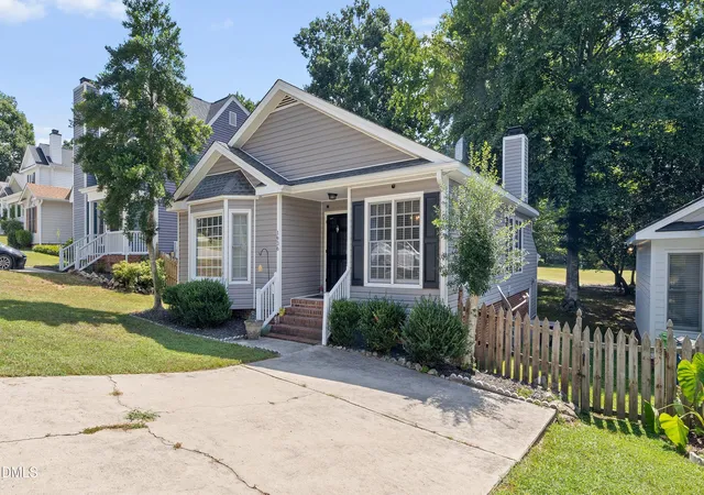 Photo 3 of Single family home for sale at 1936 Talamore Ct, Raleigh, NC 27604 | MLS# 10187860 | Listing updated on 2026-08-28
