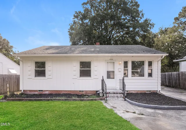 1st image of 1113 Meadow St S, Wilson, NC 27893 | MLS# 10187878