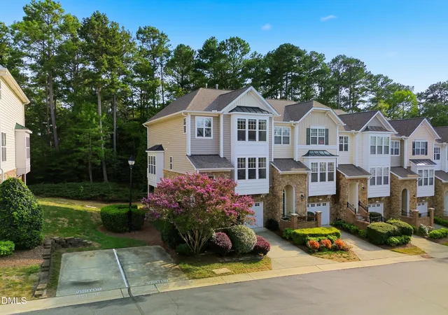 2nd image of 5109 Lady Of The Lake Dr, Raleigh, NC 27612 | MLS# 10187872