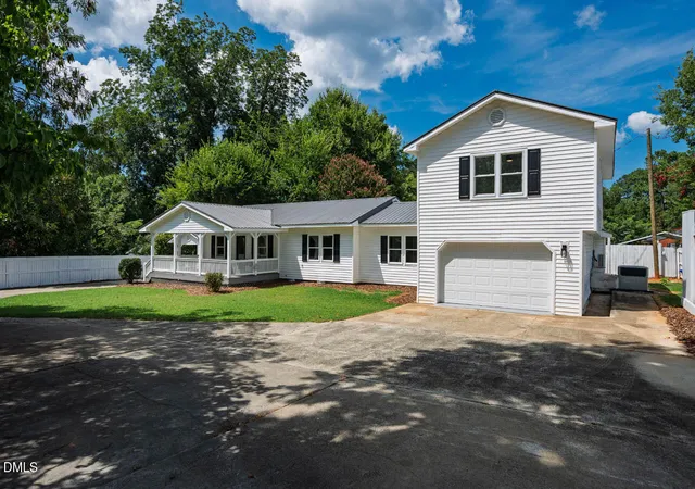4th image of 570 West St, Pittsboro, NC 27312 | MLS# 10188021