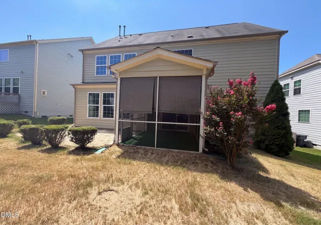 Photo 4 of Single family home for sale at 1578 Tice Hurst Ln, Apex, NC 27502 | MLS# 10187730 | Listing updated on 2026-10-10