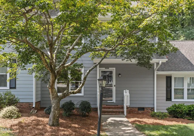 1st image of 6402 Meadow View Dr, Raleigh, NC 27609 | MLS# 10187927