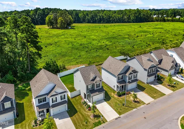 Photo 3 of Single family home for sale at 111 Flying Point Ln, Clayton, NC 27520 | MLS# 10187744 | Listing updated on 2026-10-03