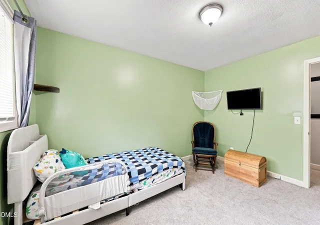 37th image of 2405 Hillford Dr, Burlington, NC 27217 | MLS# 10187788