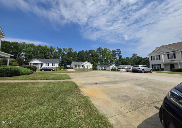 19th image of 306 Whitehall Ct, Clayton, NC 27520 | MLS# 10187948