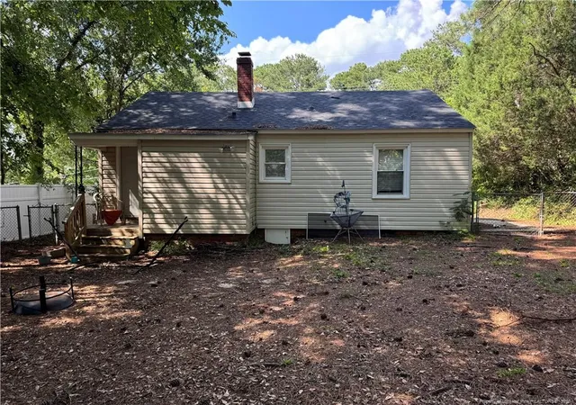 2nd image of 211 Langdon St, Fayetteville, NC 28301 | MLS# 767663