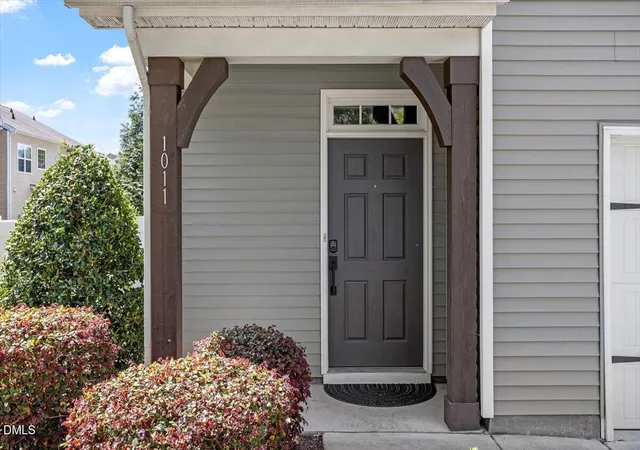 3rd image of 1011 Skyler Ln, Durham, NC 27705 | MLS# 10187874